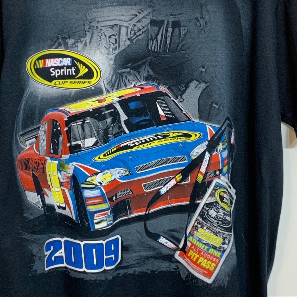 NWT NASCAR Winner’s‎ Circle 2009 Sprint Cup T-shirt